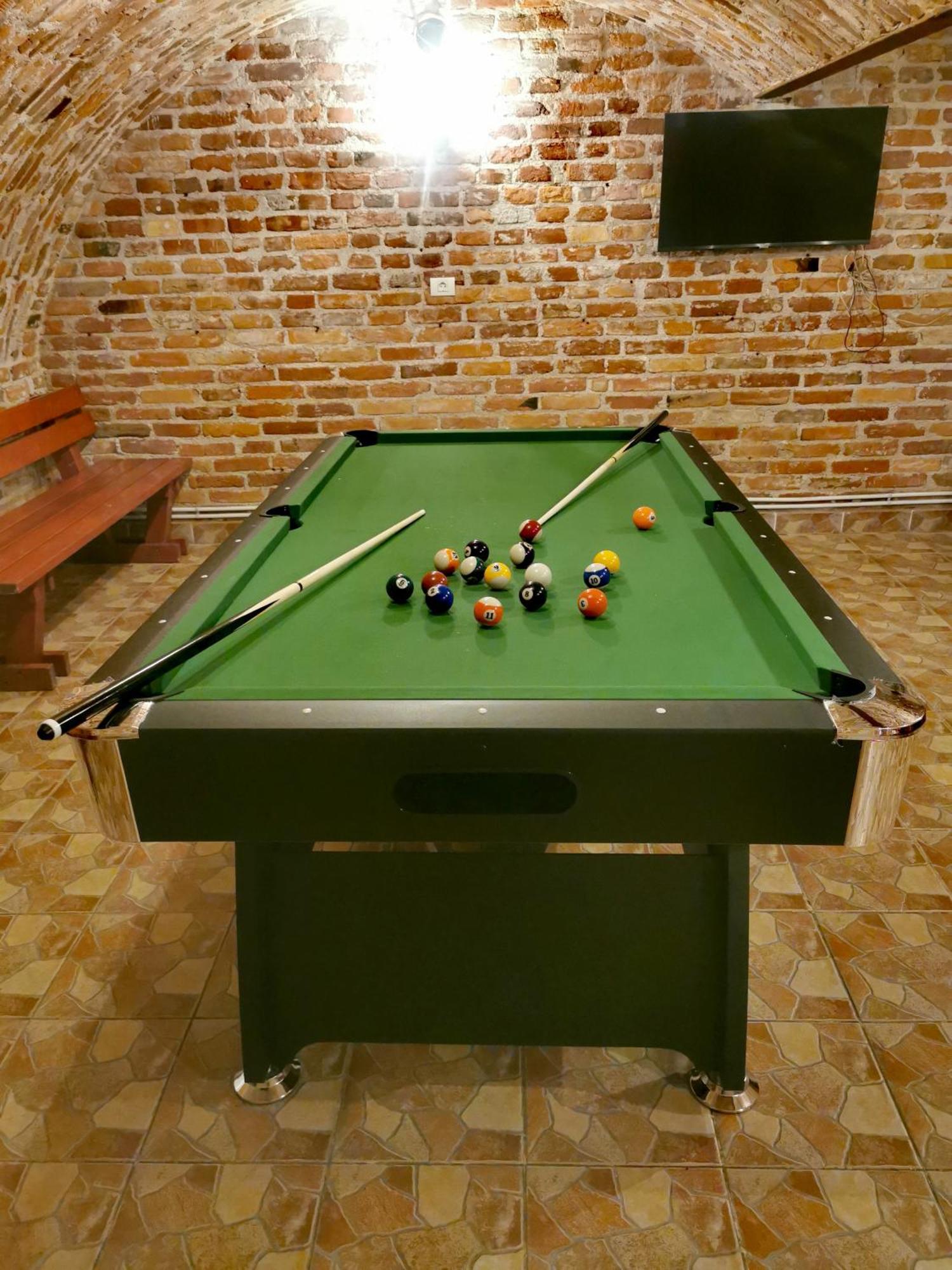 Hotel Metropol à Băile Felix Extérieur photo